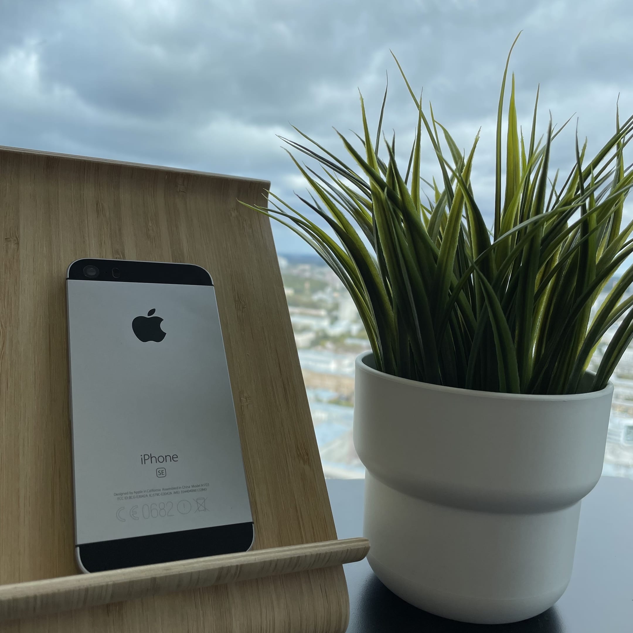 Корпус iPhone 5s/SE (2016) Чёрный