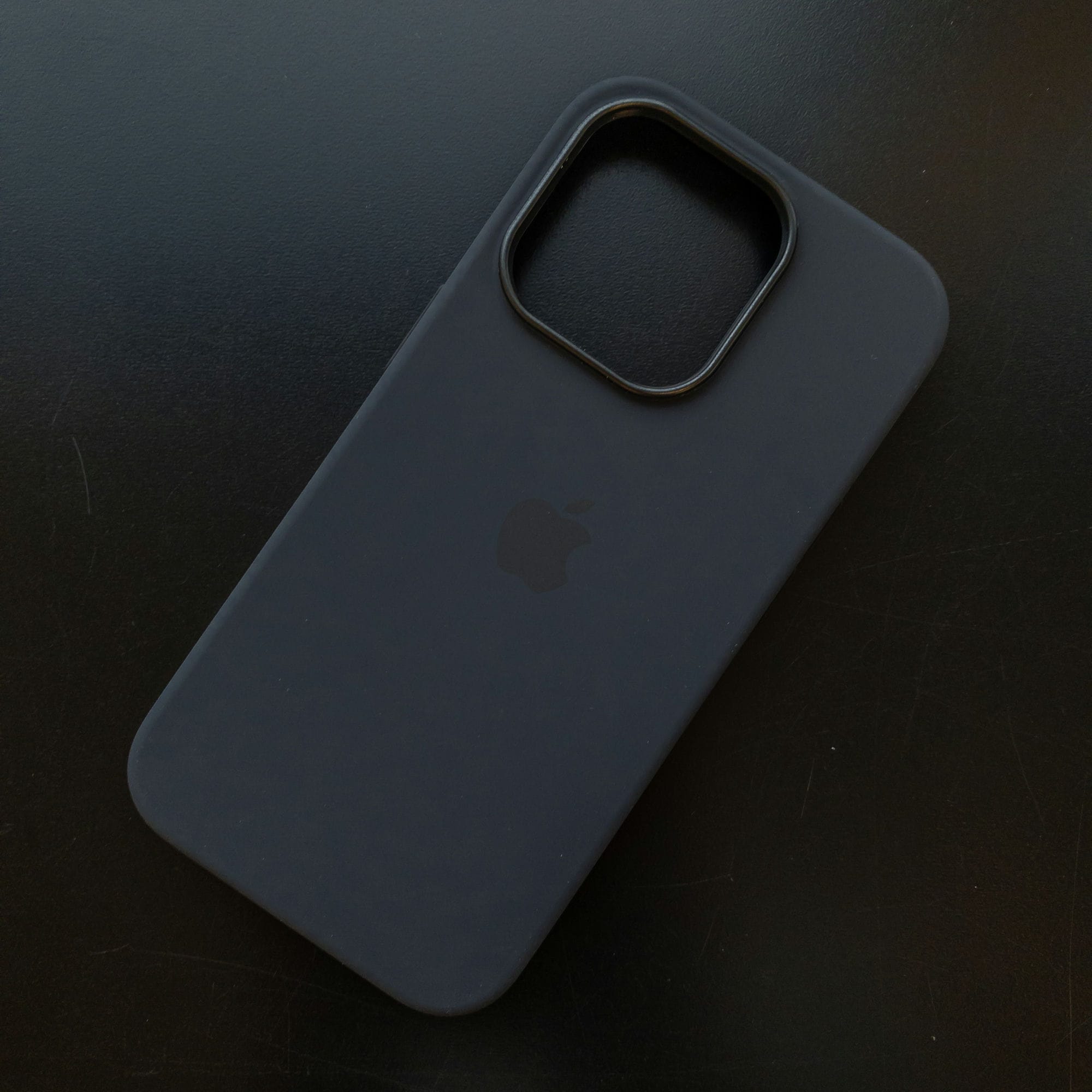 Чехол iPhone 14 Pro Silicone Case (MagSafe) Midnight