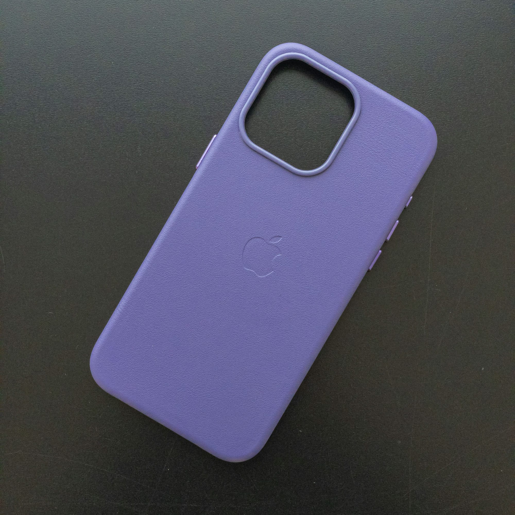 Чехол iPhone 15 Pro Max Leather Case (MagSafe) Lavender