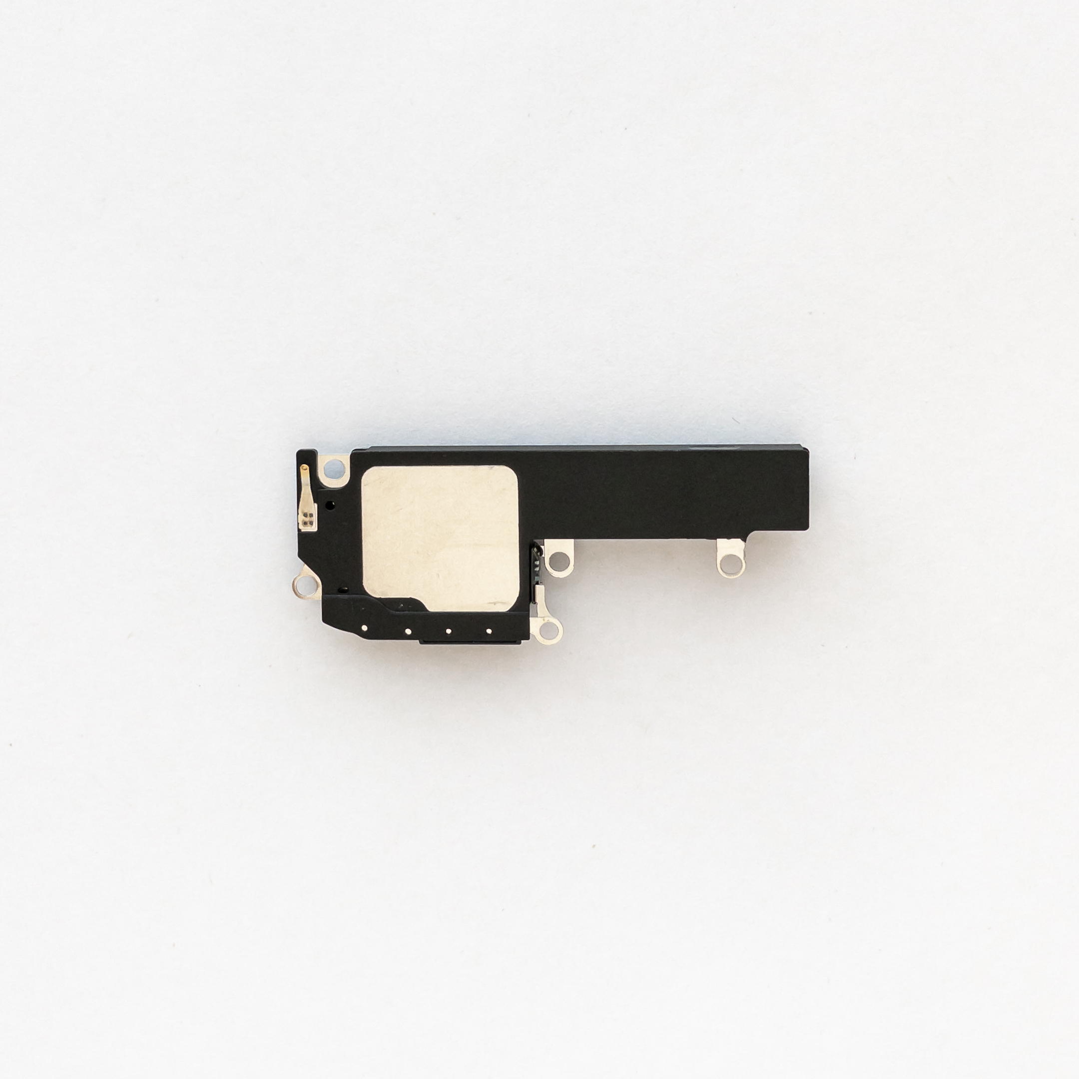 Основной динамик iPhone 15