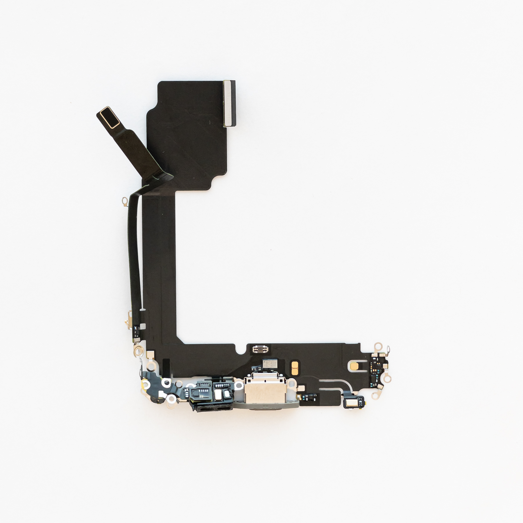 Разъём зарядки iPhone 15 Pro Max