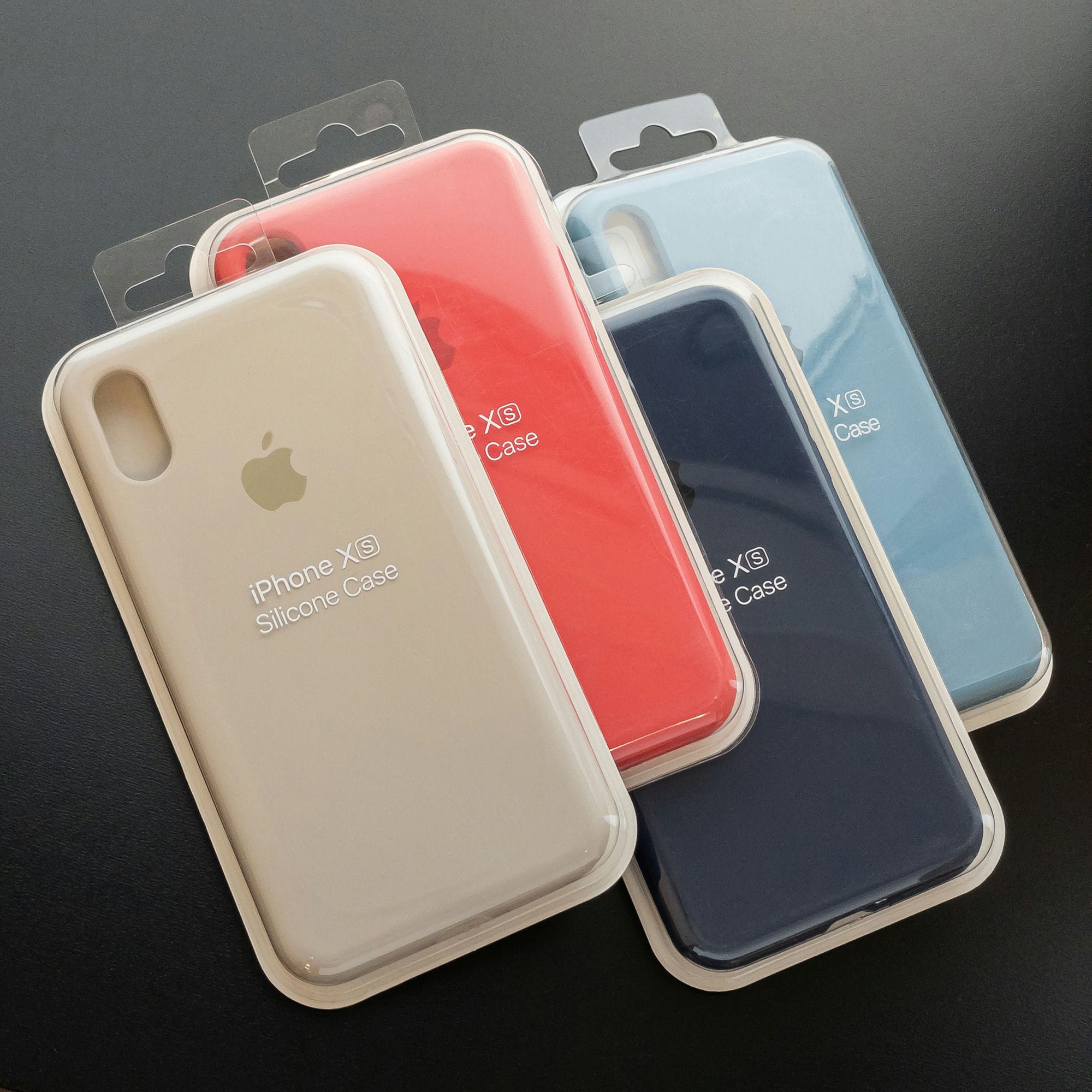 Чехольчики на iPhone X/XS