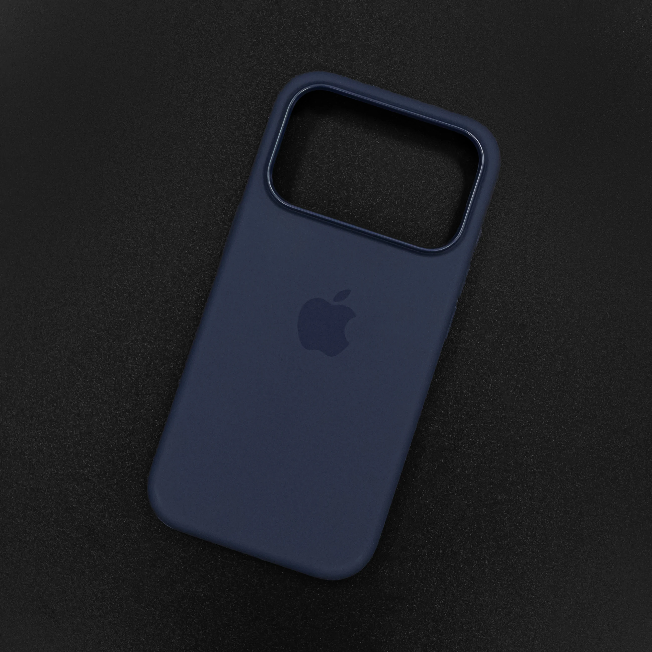 Чехол iPhone 17 Pro Silicone Case (MagSafe) Midnight