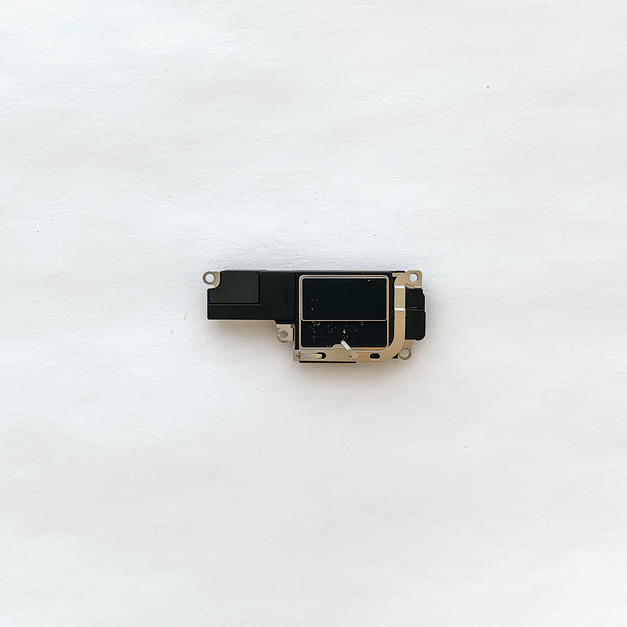 Основной динамик iPhone 14 Pro Max