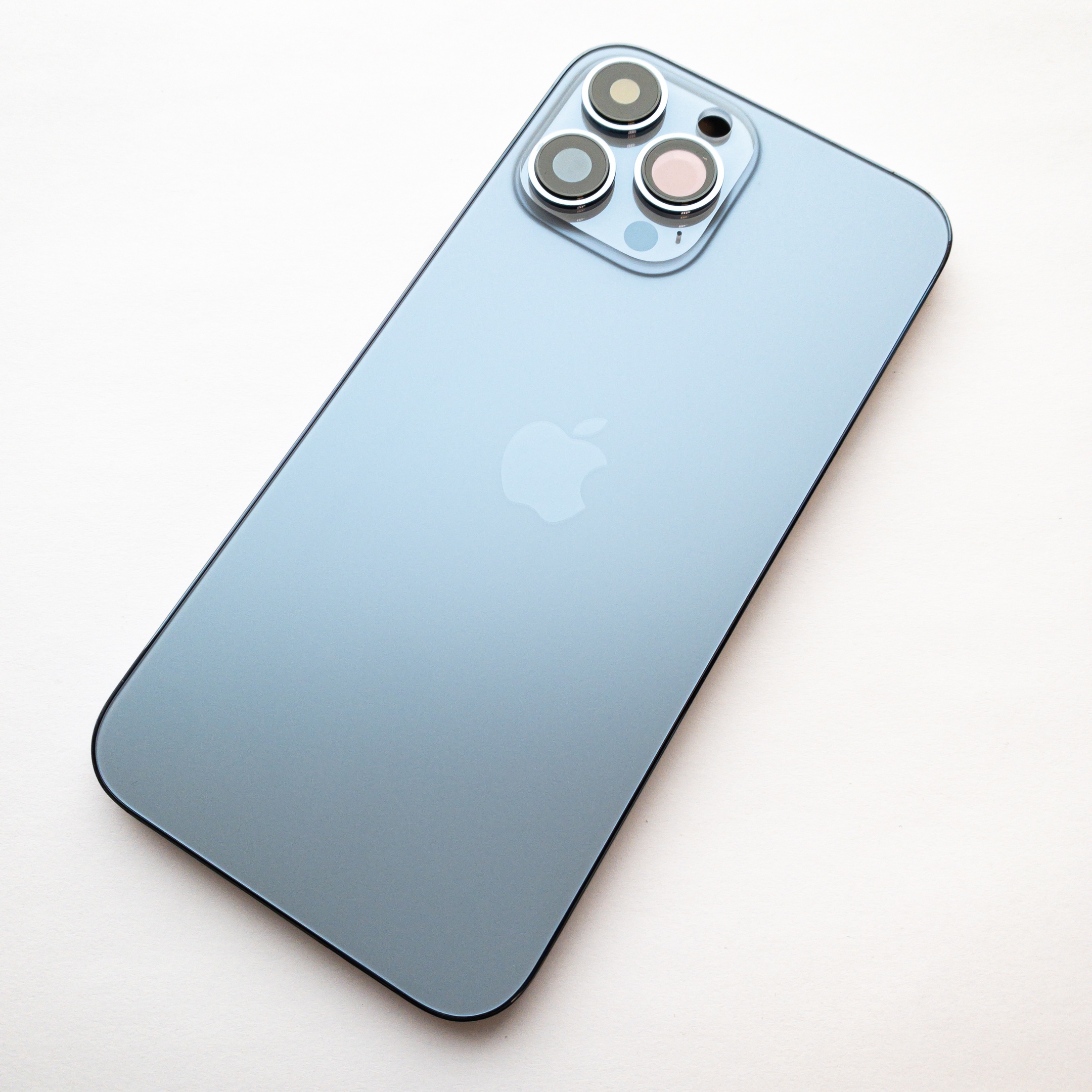 Корпус iPhone 13 Pro Max (Небесно-голубой)
