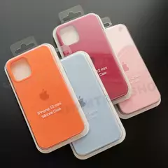 Чехольчики на iPhone 12 mini