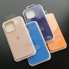 Чехольчики на iPhone 13 Pro