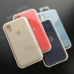 Чехольчики на iPhone X/XS