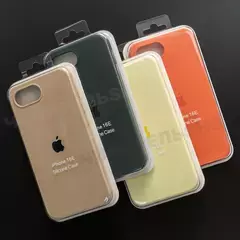 Чехольчики на iPhone 16e