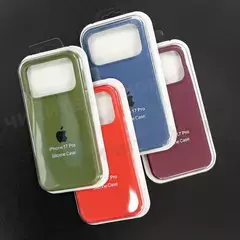 Чехольчики на iPhone 17 Pro