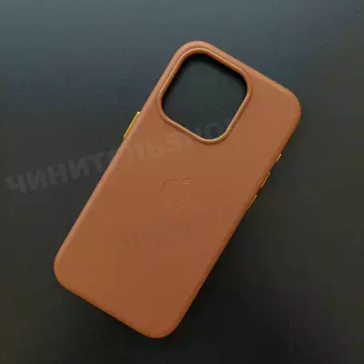 Чехол iPhone 15 Pro Leather Case (MagSafe) Cinnamon