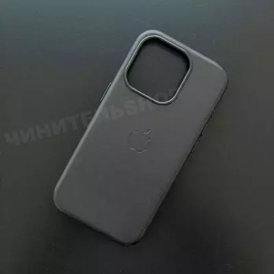 Чехол iPhone 15 Pro Leather Case (MagSafe) Black