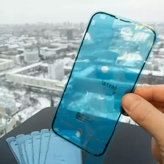 Пыле/Влагостойкая проклейка iPhone 15 Pro