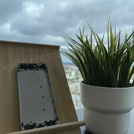 Корпус iPhone 5s/SE (2016) Чёрный