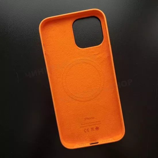 Чехол iPhone 13 Pro Max Silicone Case (MagSafe) Marigold