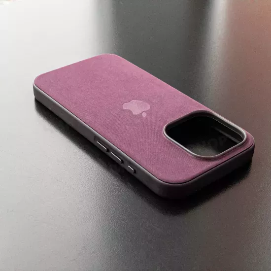 Чехол iPhone 15 Pro FineWoven Case (MagSafe) Mulberry