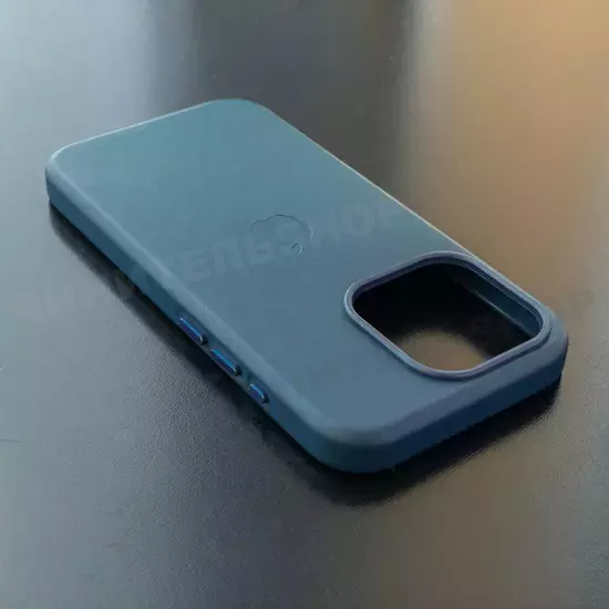 Чехол iPhone 15 Pro Leather Case (MagSafe) Pacific Blue