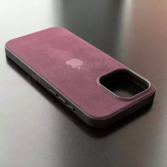 Чехол iPhone 15 Pro Max FineWoven Case (MagSafe) Mulberry