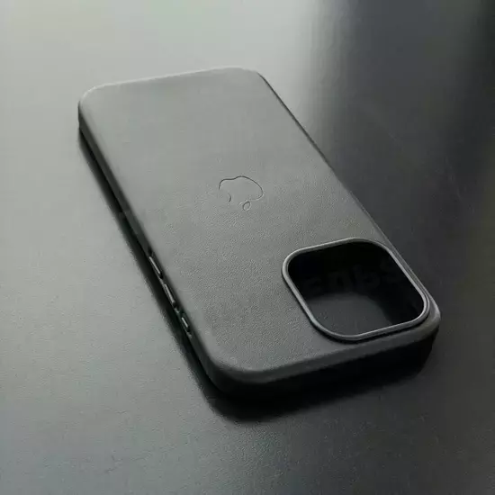 Чехол iPhone 15 Pro Max Leather Case (MagSafe) Black