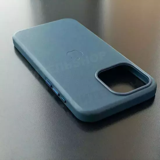 Чехол iPhone 15 Pro Max Leather Case (MagSafe) Pacific Blue