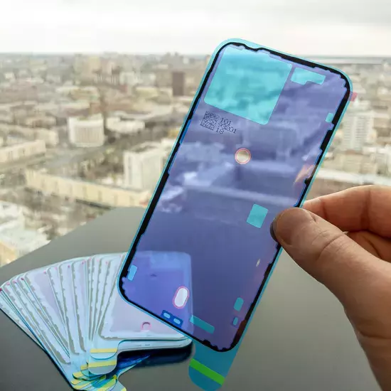 Проклейка для Задней крышки iPhone 15