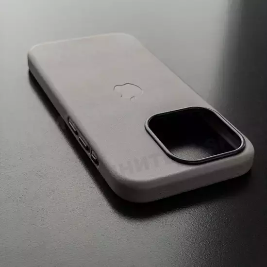 Чехол iPhone 15 Pro Leather Case (MagSafe) Graphite