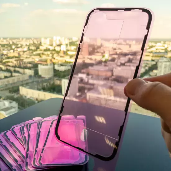 Проклейка Задней крышки iPhone 15 Pro (Оригинал)