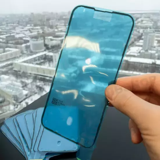Пыле/Влагостойкая проклейка iPhone 15 Plus