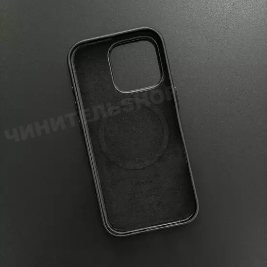Чехол iPhone 16 Pro Leather Case (MagSafe) Black