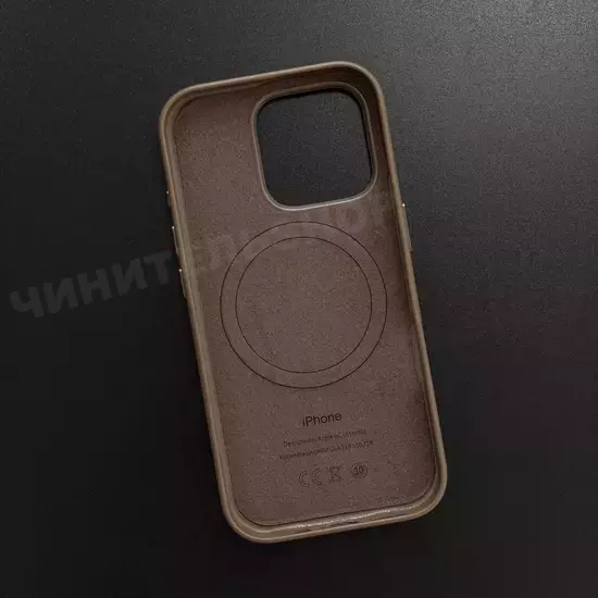 Чехол iPhone 16 Pro Leather Case (MagSafe) Bronze