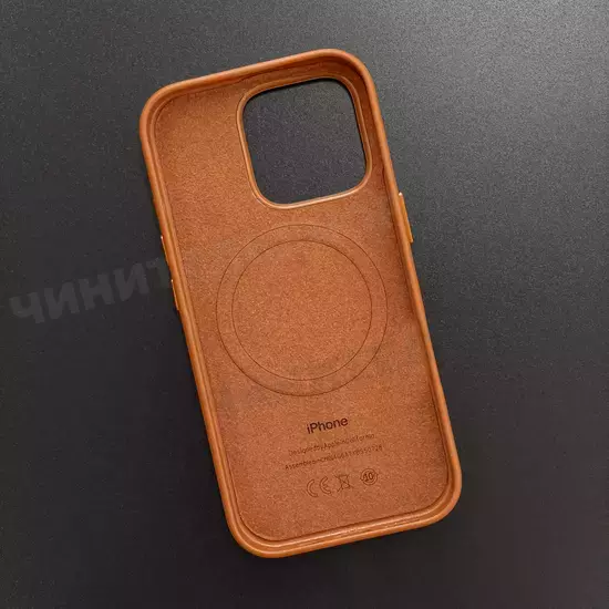 Чехол iPhone 16 Pro Leather Case (MagSafe) Cinnamon