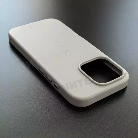Чехол iPhone 16 Pro Leather Case (MagSafe) Moonstone