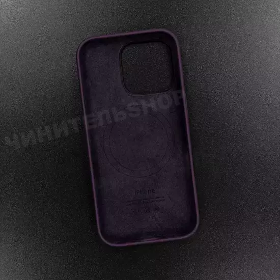 Чехол iPhone 16 Pro Silicone Case (MagSafe) Plum