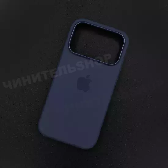 Чехол iPhone 17 Pro Silicone Case (MagSafe + Camera Control) Midnight