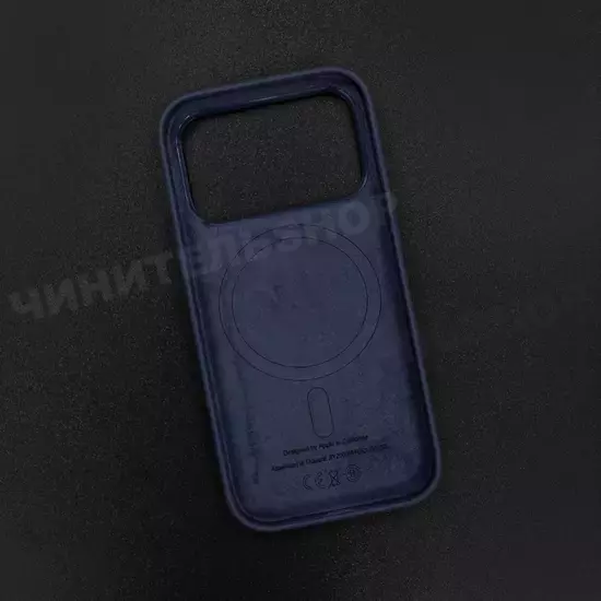 Чехол iPhone 17 Pro Silicone Case (MagSafe + Camera Control) Midnight