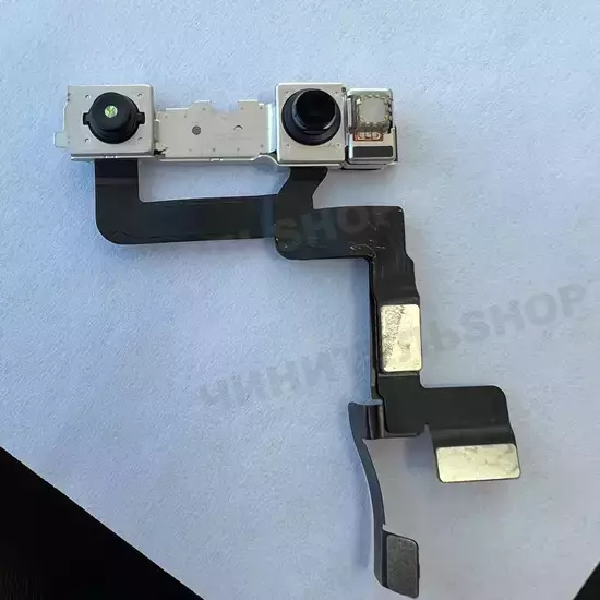 Фронтальная камера iPhone 11